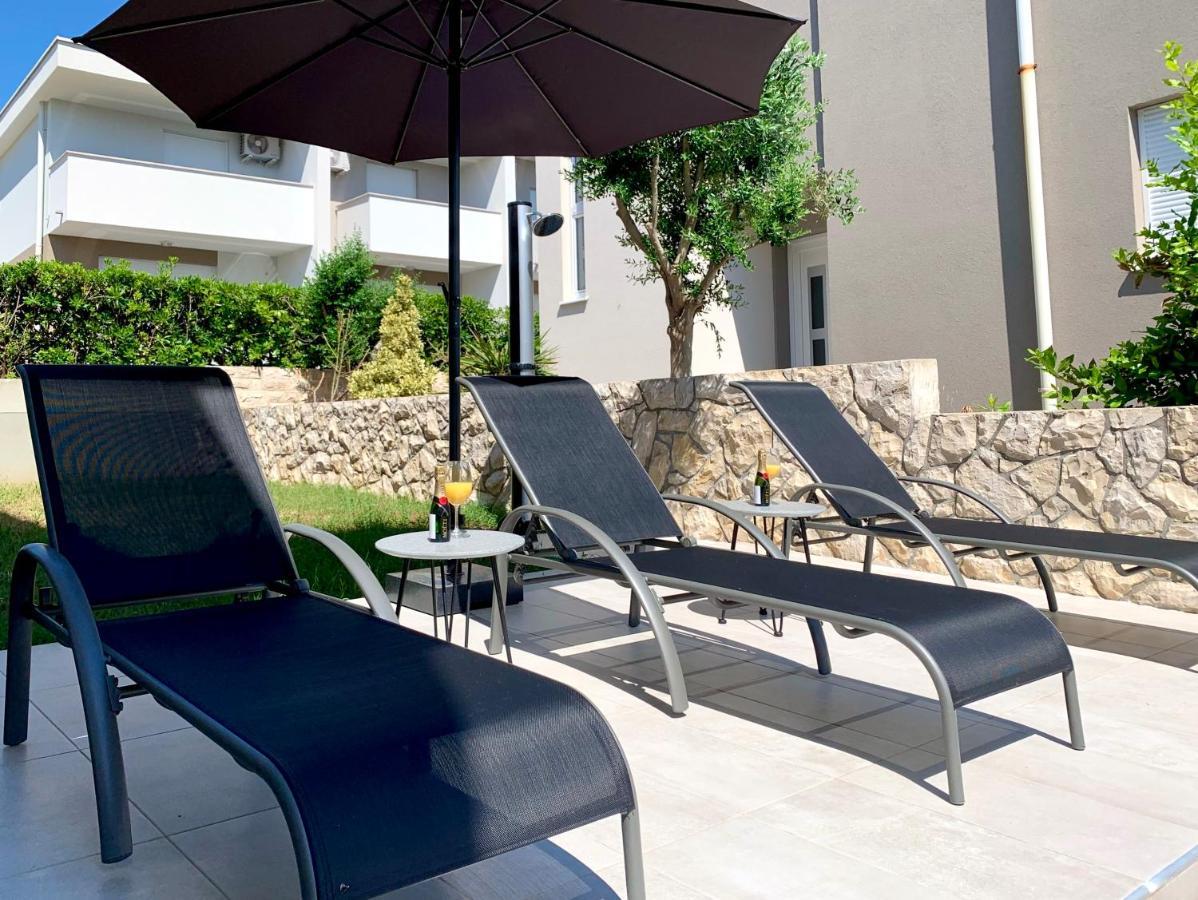 Fantasy Classic Maisonette II Novalja Exterior foto